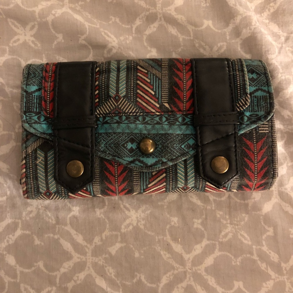 - Boho wallet